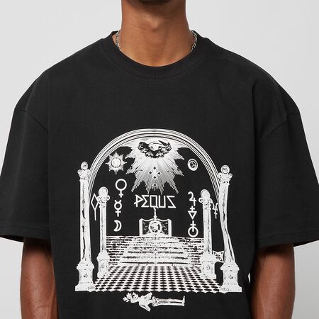 Monument Graphic T-Shirt 
